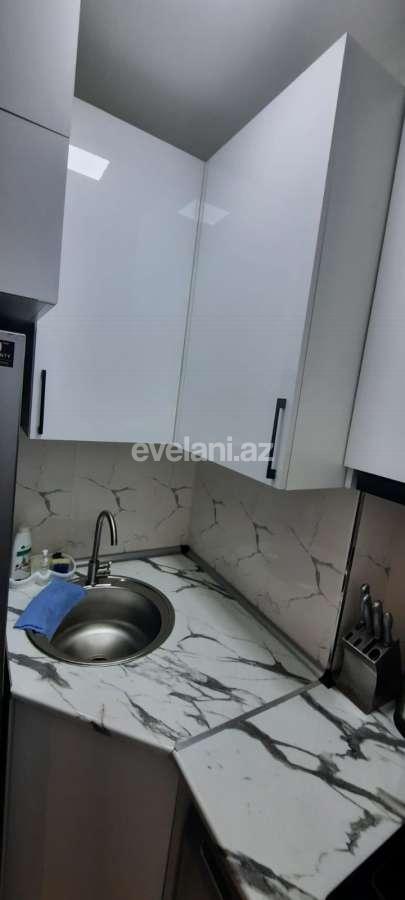 Satılır, köhnə tikili, 3 otaqlı, 64.99 m², Bakı, Yasamal r, Elmlər Akademiyası m.