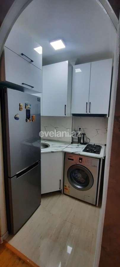 Satılır, köhnə tikili, 3 otaqlı, 64.99 m², Bakı, Yasamal r, Elmlər Akademiyası m.