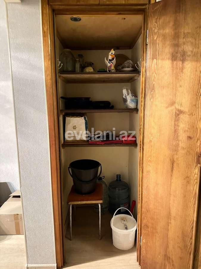 Satılır, köhnə tikili, 3 otaqlı, 65 m², Bakı, Yasamal r, 8 Noyabr m.