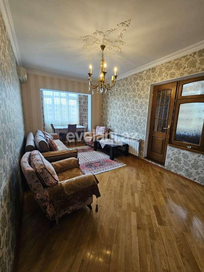 Satılır, köhnə tikili, 2 otaqlı, 70 m², Bakı, Nərimanov r, Nəriman Nərimanov m.