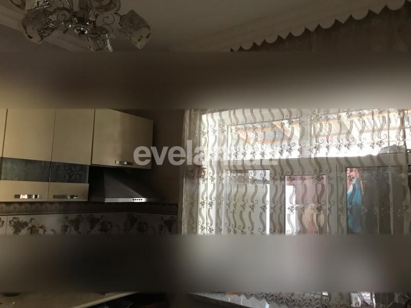Satılır, həyət evi / bağ, 5 otaqlı, 200 m², Bakı, Səbail r, Bayıl q.