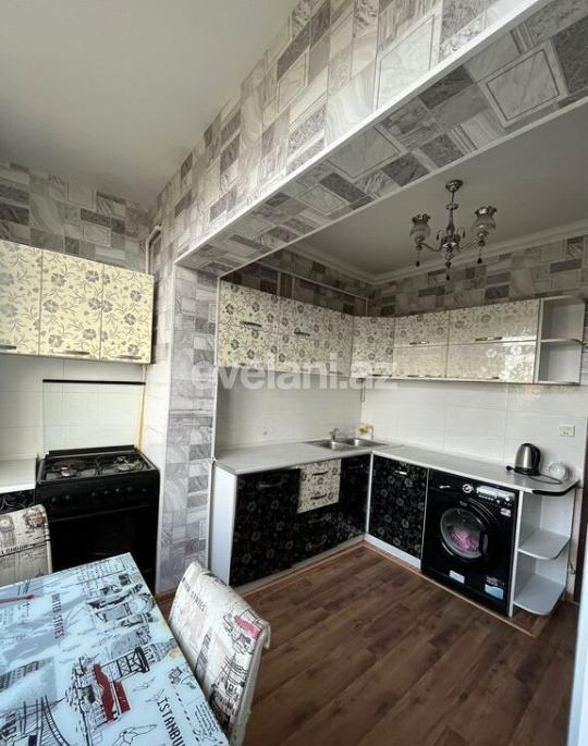 Sale, old building, 3 room, 90 m², Baku, Binagadi r, 9-th microdistrict d.