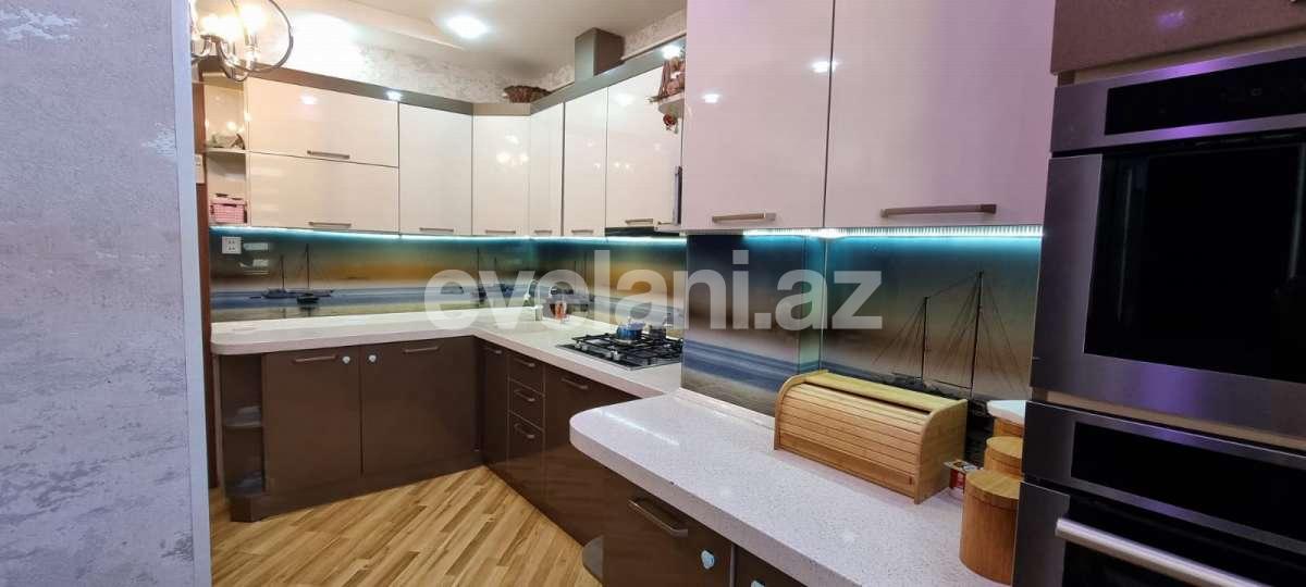 Kirayə verilir, köhnə tikili, 4 otaqlı, 144 m², Bakı, Yasamal r, Yasamal q, Elmlər Akademiyası m.