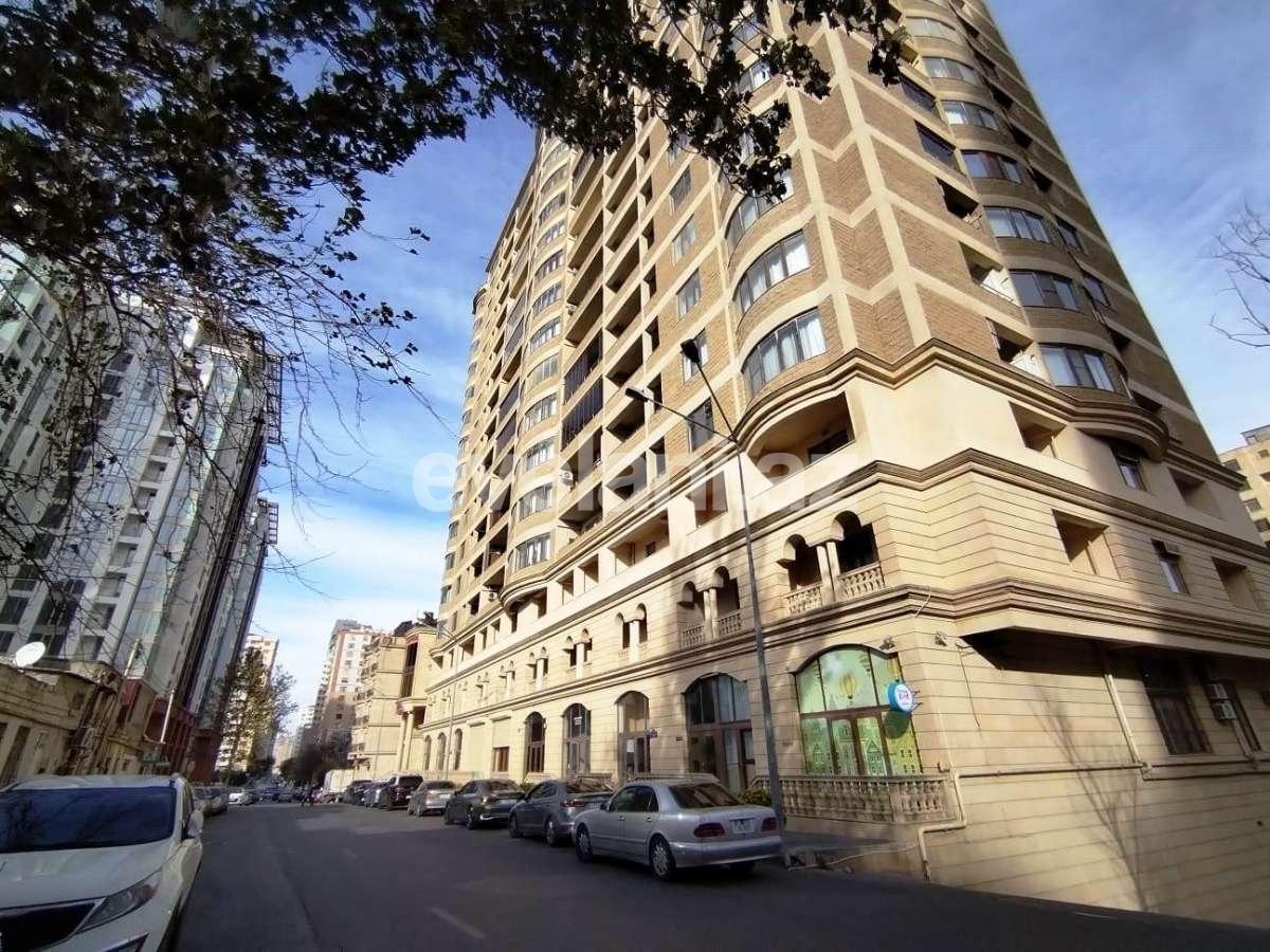 Продаётся, новостройка, 3-комнаты, 136 m², Баку, Ясамальский r, Элмляр Академиясы m.