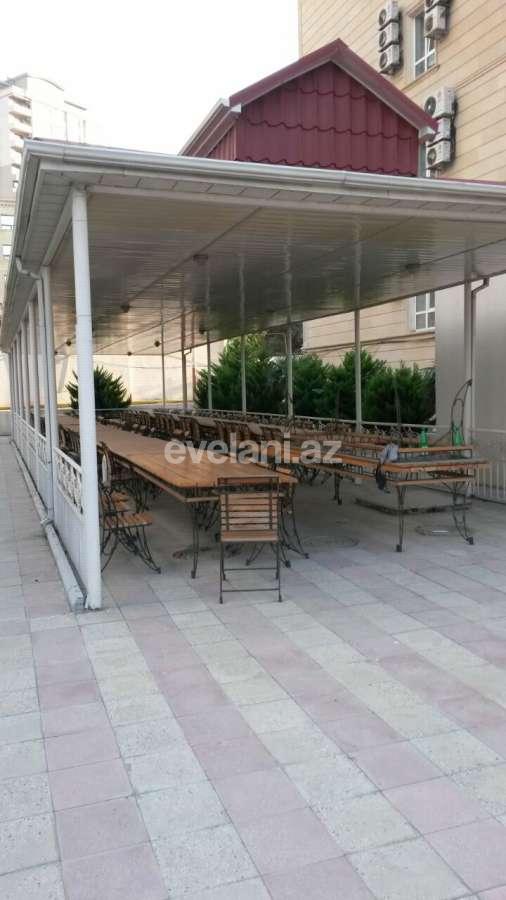 Satılır, yeni tikili, 3 otaqlı, 130 m², Bakı, Yasamal r, Elmlər Akademiyası m.