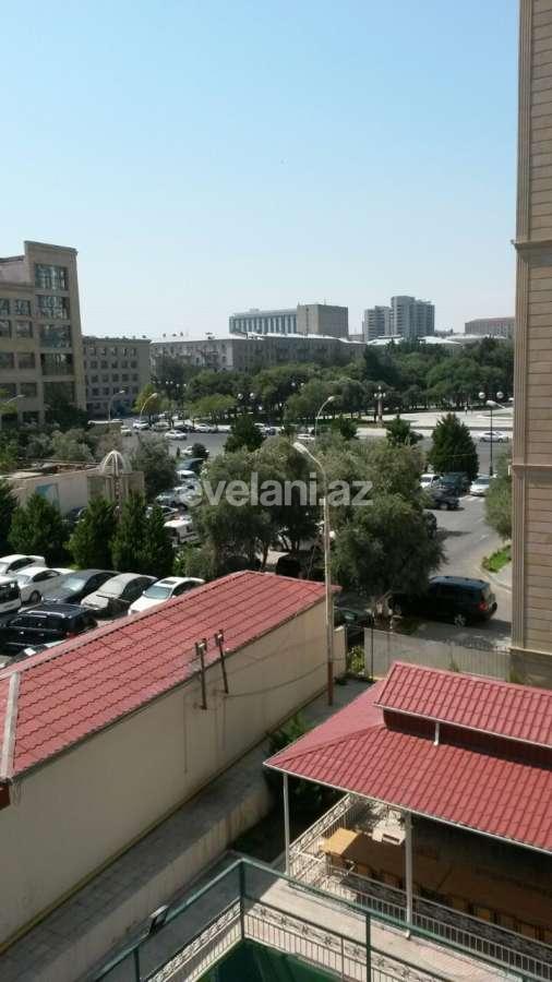 Satılır, yeni tikili, 3 otaqlı, 130 m², Bakı, Yasamal r, Elmlər Akademiyası m.