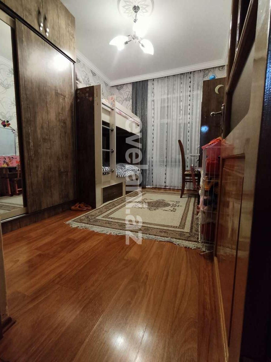 Satılır, köhnə tikili, 5 otaqlı, 116 m², Bakı, Səbail r, Badamdar q.