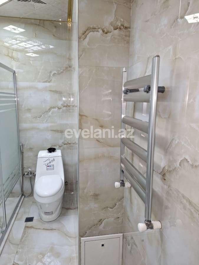 Satılır, yeni tikili, 2 otaqlı, 70 m², Binəqədi r, 8-ci mikrorayon q, Azadlıq prospekti m.