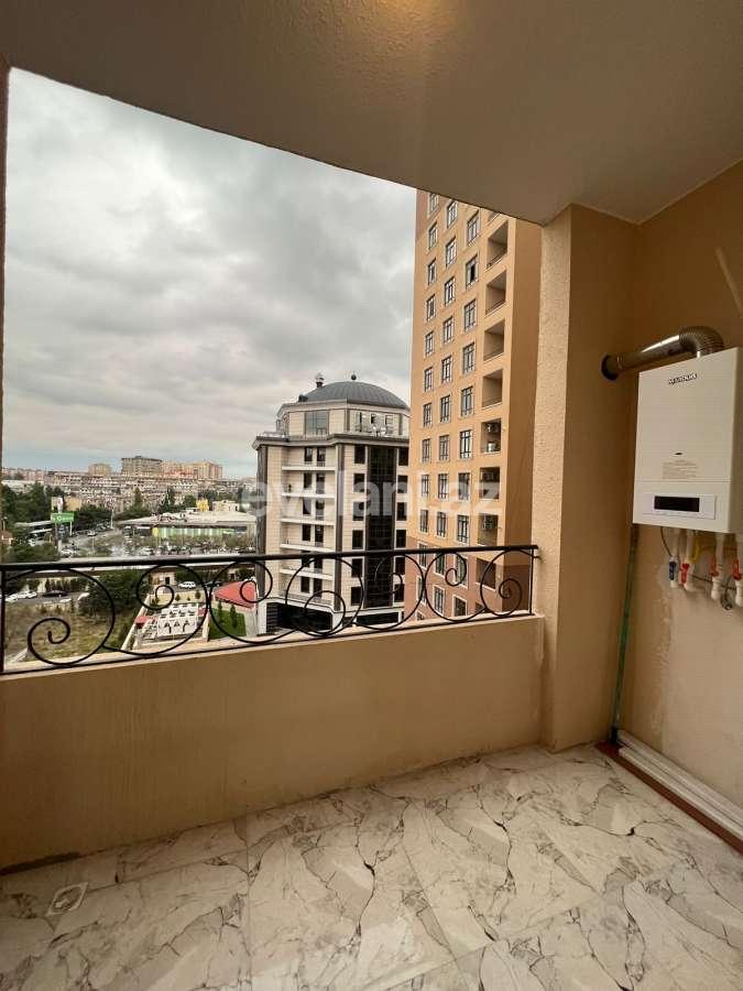 Satılır, yeni tikili, 2 otaqlı, 70 m², Binəqədi r, 8-ci mikrorayon q, Azadlıq prospekti m.