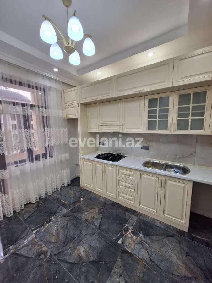 Satılır, yeni tikili, 2 otaqlı, 70 m², Binəqədi r, 8-ci mikrorayon q, Azadlıq prospekti m.