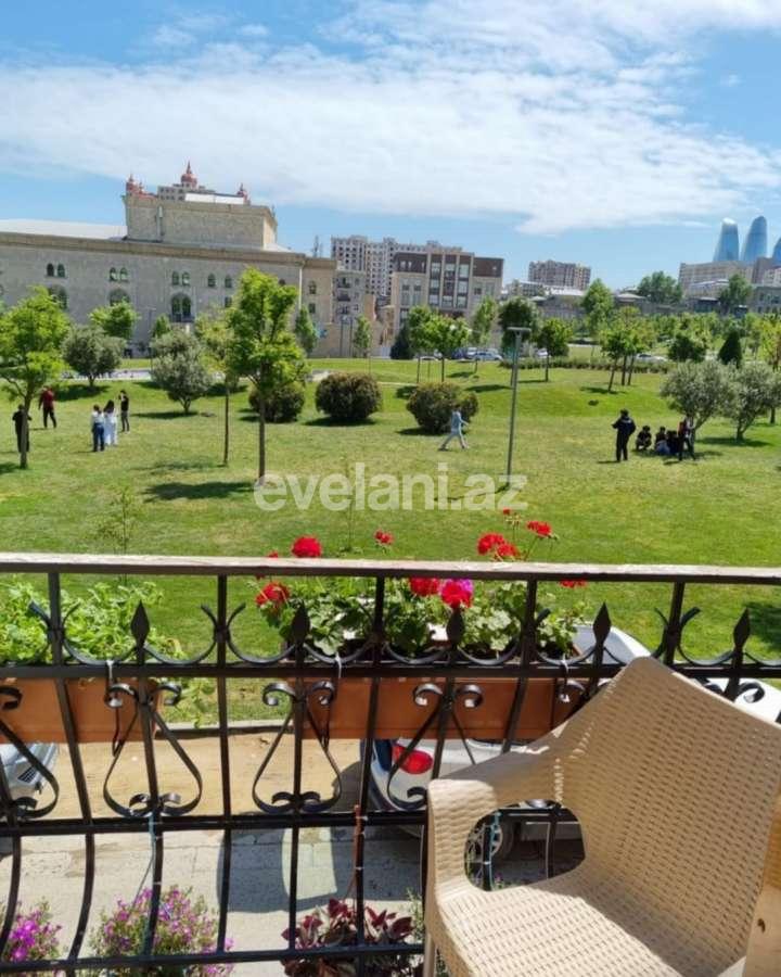 Sale, old building, 5 room, 200 m², Baku, Nasimi r.