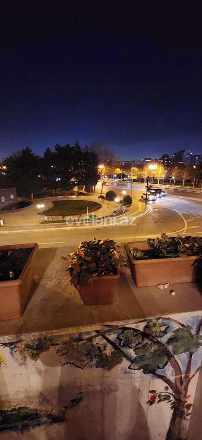 Satılır, köhnə tikili, 3 otaqlı, 80 m², Bakı, Nəsimi r.