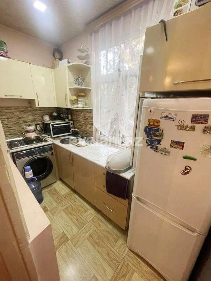 Satılır, köhnə tikili, 2 otaqlı, 40 m², Bakı, Binəqədi r, 7-ci mikrorayon q, Dərnəgül m.