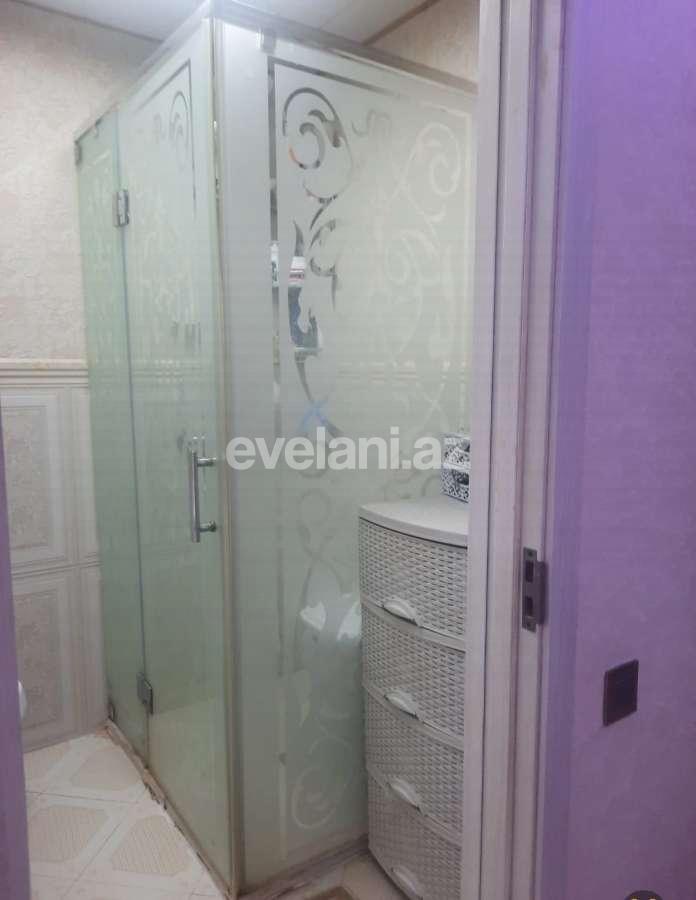 Satılır, köhnə tikili, 2 otaqlı, 69.99 m², Bakı, Yasamal r, Elmlər Akademiyası m.