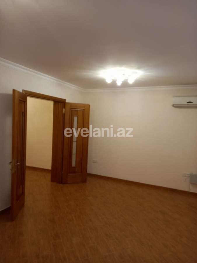 Satılır, köhnə tikili, 4 otaqlı, 130 m², Bakı, Nərimanov r, Gənclik m.