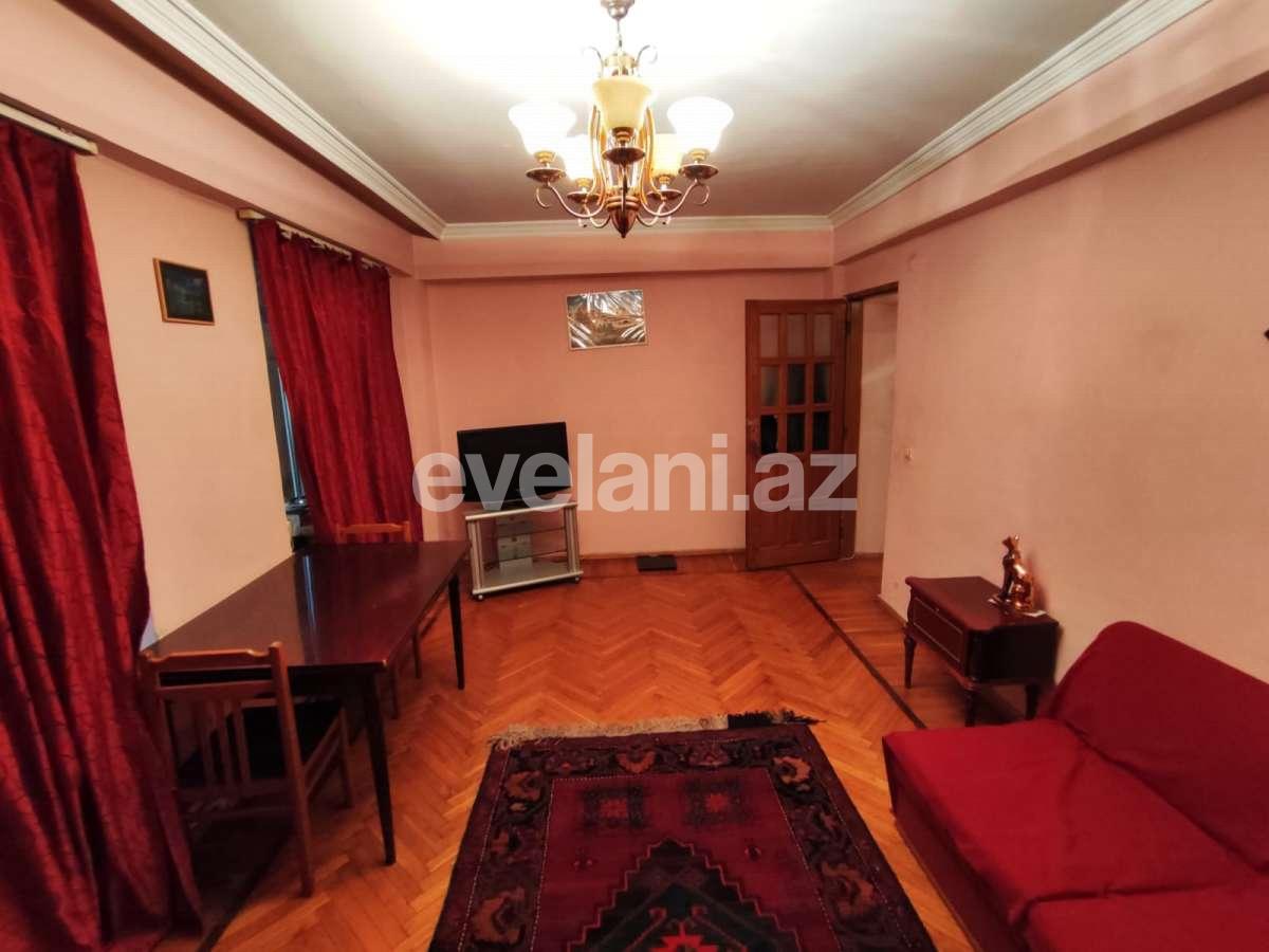 Satılır, köhnə tikili, 2 otaqlı, 60 m², Bakı, Yasamal r, Elmlər Akademiyası m.