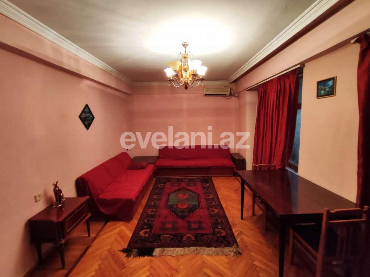 Satılır, köhnə tikili, 2 otaqlı, 60 m², Bakı, Yasamal r, Elmlər Akademiyası m.