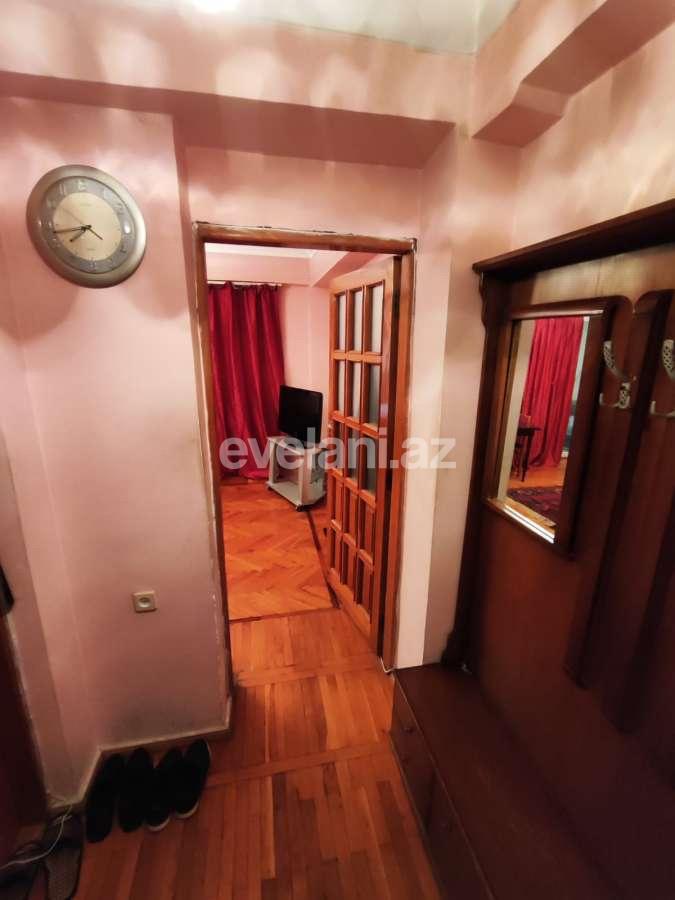 Satılır, köhnə tikili, 2 otaqlı, 60 m², Bakı, Yasamal r, Elmlər Akademiyası m.