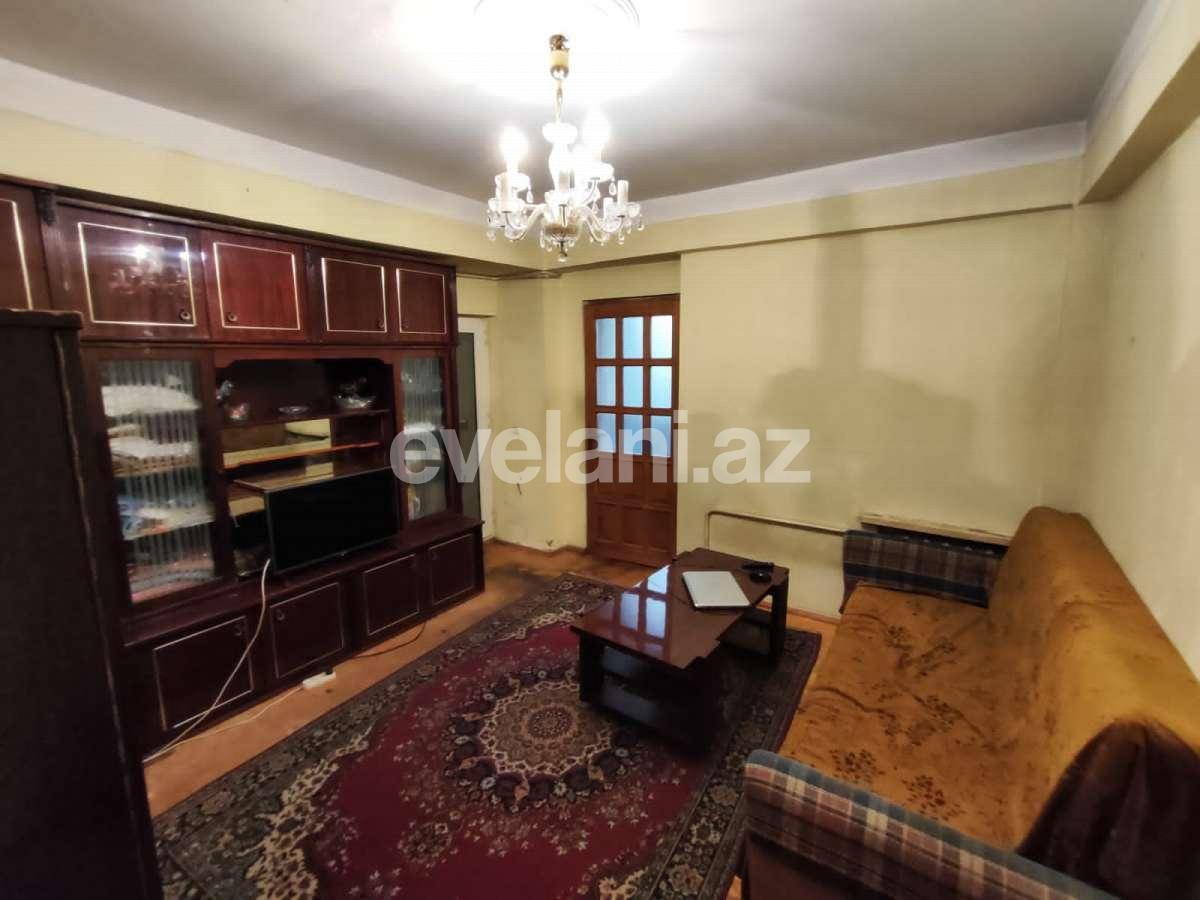 Satılır, köhnə tikili, 2 otaqlı, 60 m², Bakı, Yasamal r, Elmlər Akademiyası m.