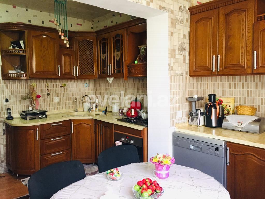 Satılır, köhnə tikili, 3 otaqlı, 84 m², Bakı, Yasamal r, Yasamal q, Elmlər Akademiyası m.