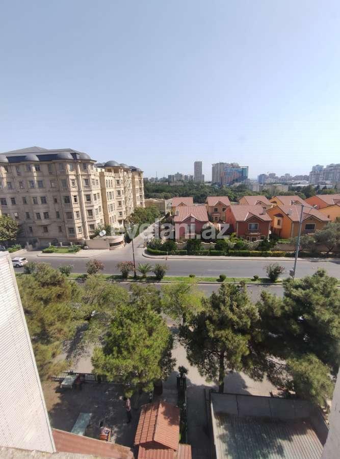 Satılır, köhnə tikili, 2 otaqlı, 47 m², Bakı, Yasamal r, Nizami m.