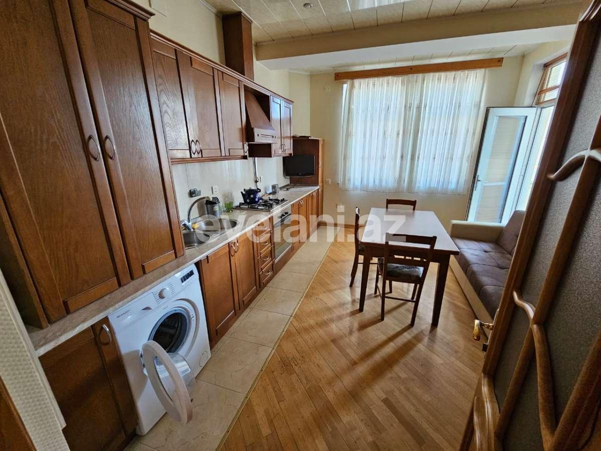 Kirayə verilir, yeni tikili, 3 otaqlı, 125 m², Bakı, Nəsimi r, 5-ci mikrorayon q, Memar Əcəmi m.