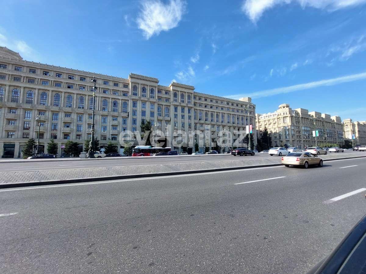 Satılır, yeni tikili, 5 otaqlı, 170 m², Bakı, Nərimanov r, Nəriman Nərimanov m.