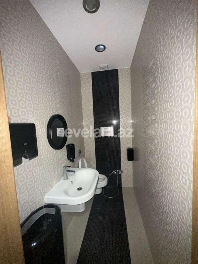 Kirayə verilir, ofis, 5 otaqlı, 276 m², Bakı, Nəsimi r, 28 may m.