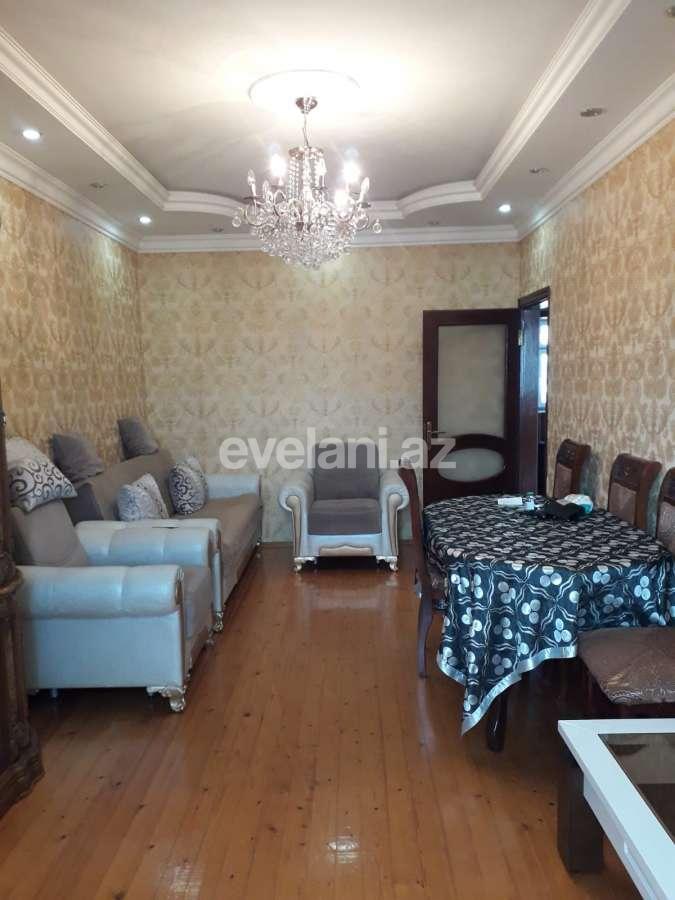 Satılır, köhnə tikili, 3 otaqlı, 70 m², Bakı, Nizami r, Xalqlar Dostluğu m.