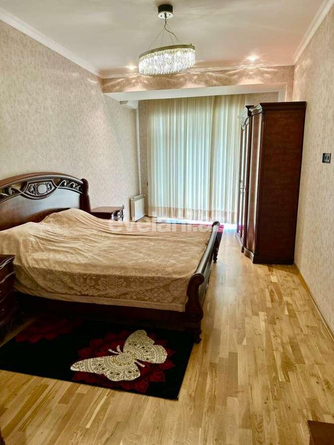 Rent, new building, 3 room, 126 m², Baku, Nasimi r, 28 may m.