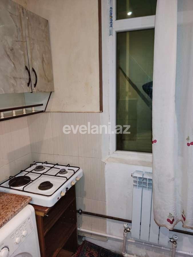 Satılır, köhnə tikili, 45 otaqlı, 45 m², Bakı, Nəsimi r, 3-cü mikrorayon q, Memar Əcəmi m.
