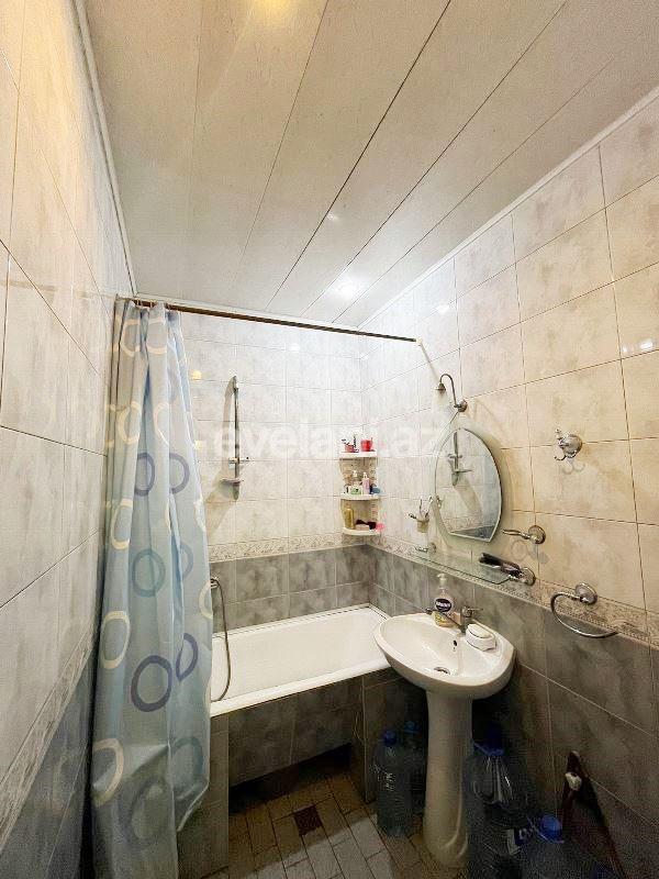 Satılır, köhnə tikili, 3 otaqlı, 90 m², Bakı, Xətai r, Əhmədli q, Əhmədli m.