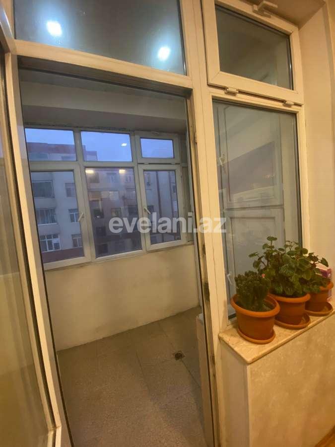 Satılır, yeni tikili, 2 otaqlı, 70 m², Bakı, Binəqədi r, 7-ci mikrorayon q, Azadlıq prospekti m.