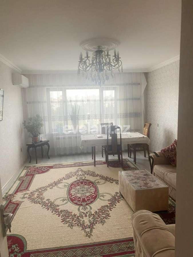 Продаётся, вторичка, 3-комнаты, 90 m², Баку, Бинагадинский r, 8-й микрорайон p.