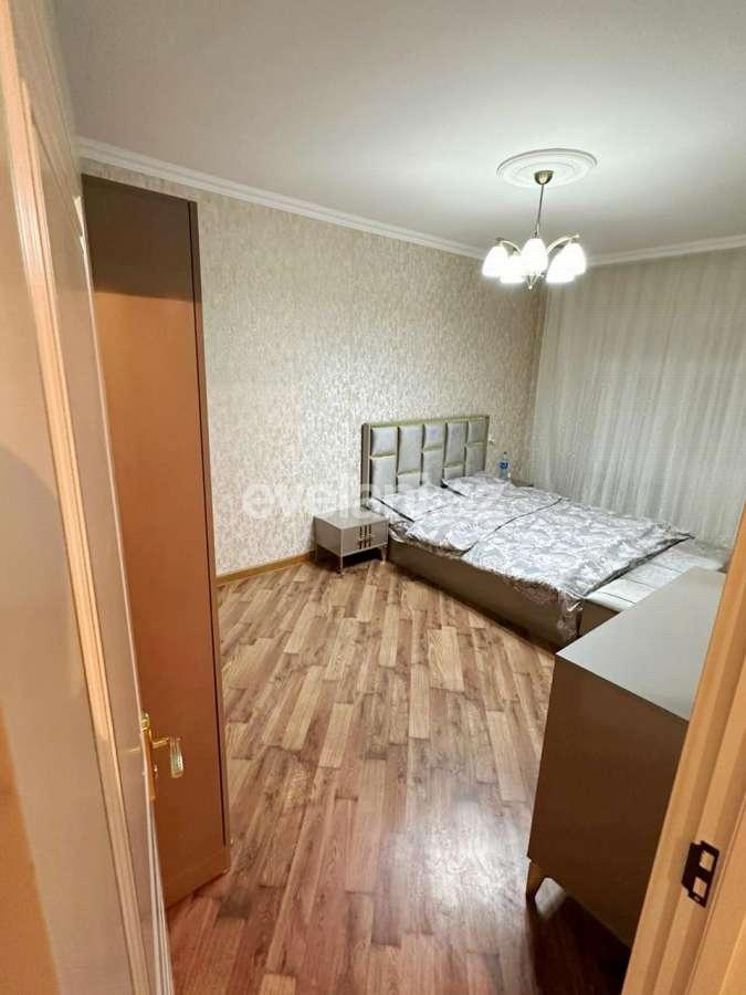 Satılır, köhnə tikili, 3 otaqlı, 90 m², Bakı, Binəqədi r, 9-cu mikrorayon q.