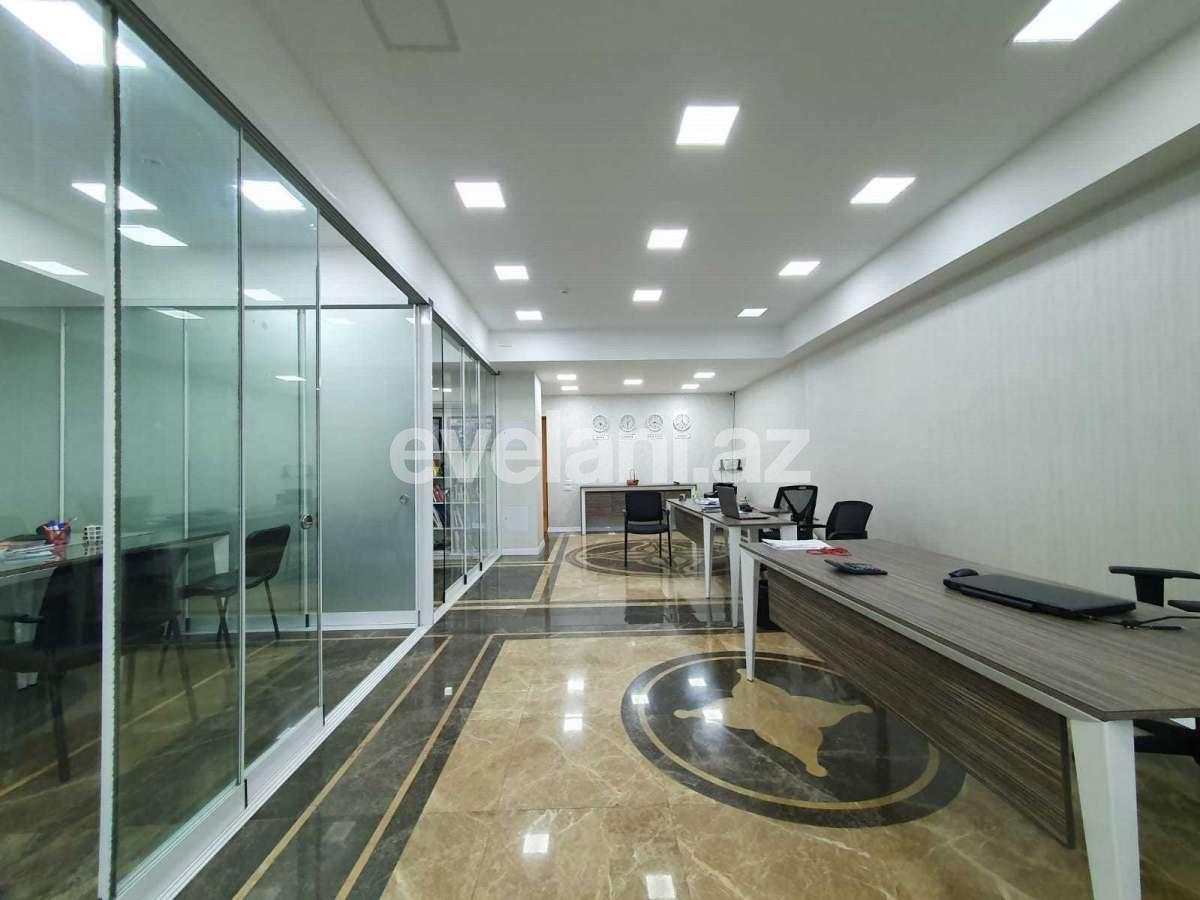 Kirayə verilir, ofis, 2 otaqlı, 92 m², Bakı, Xətai r.