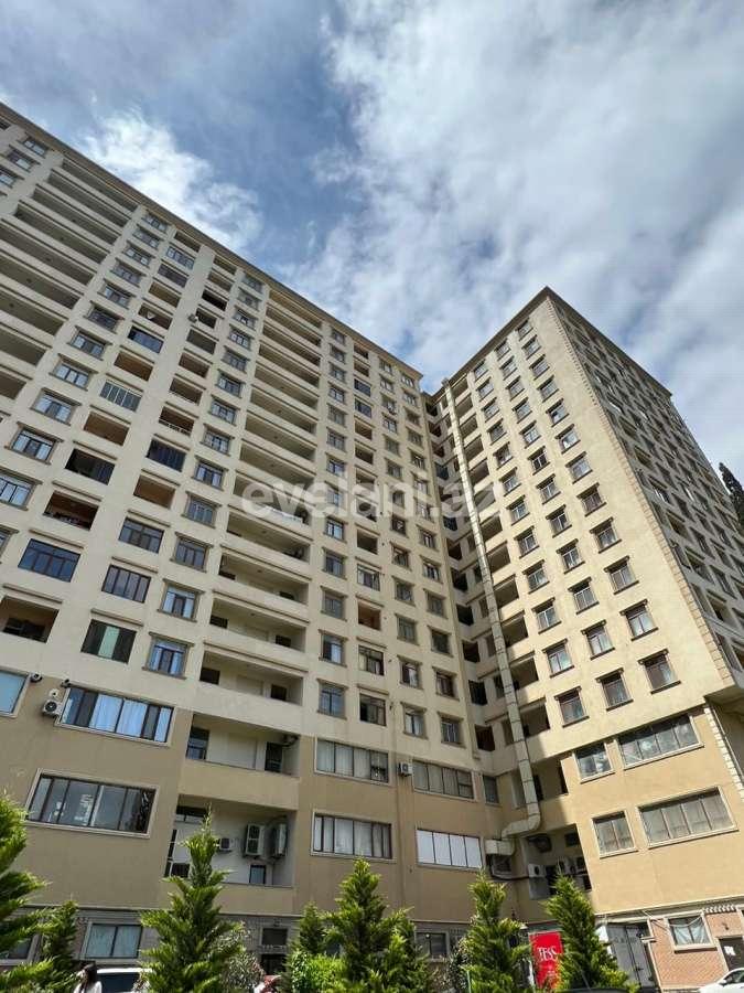 Satılır, yeni tikili, 4 otaqlı, 136 m², Bakı, Yasamal r, İnşaatçılar m.