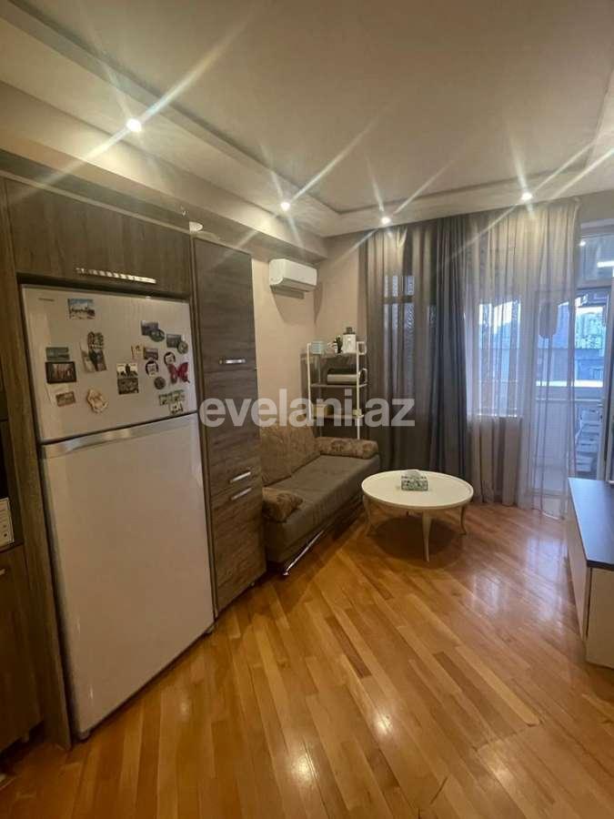Satılır, yeni tikili, 3 otaqlı, 102 m², Bakı, Yasamal r, Elmlər Akademiyası m.