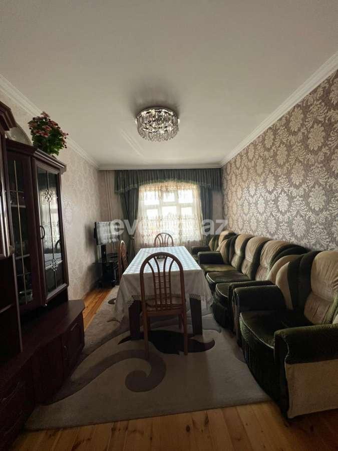 Satılır, köhnə tikili, 4 otaqlı, 100 m², Bakı, Yasamal r, Yeni Yasamal q, İnşaatçılar m.