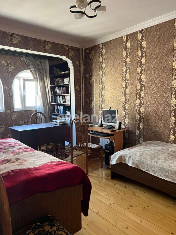 Satılır, köhnə tikili, 4 otaqlı, 100 m², Bakı, Yasamal r, Yeni Yasamal q, İnşaatçılar m.