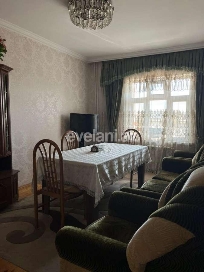 Satılır, köhnə tikili, 4 otaqlı, 100 m², Bakı, Yasamal r, Yeni Yasamal q, İnşaatçılar m.