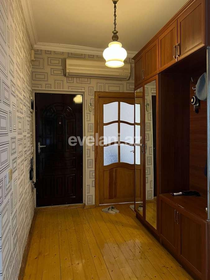 Satılır, köhnə tikili, 4 otaqlı, 100 m², Bakı, Yasamal r, Yeni Yasamal q, İnşaatçılar m.