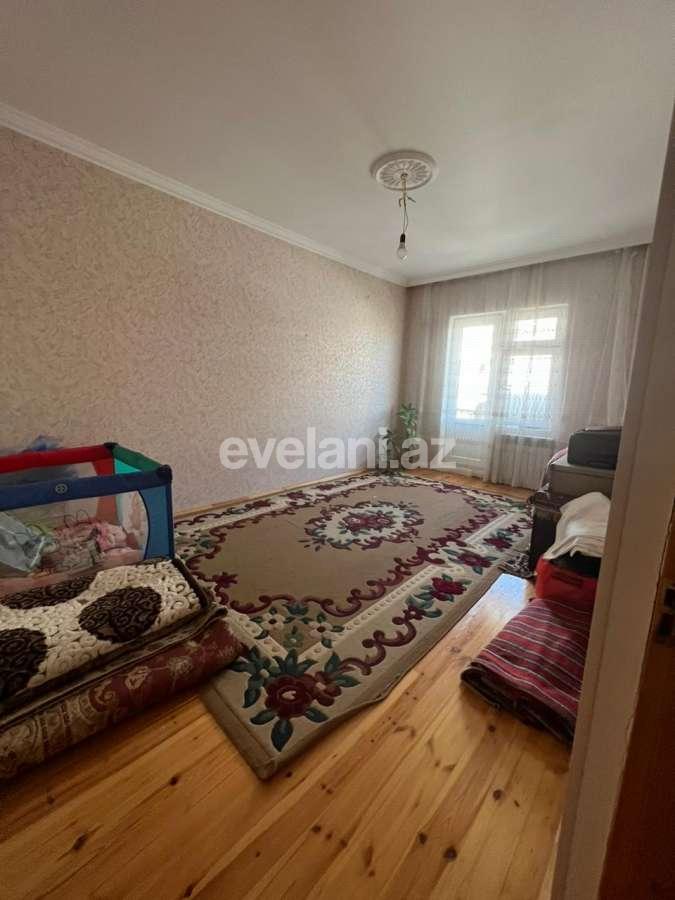 Satılır, köhnə tikili, 4 otaqlı, 100 m², Bakı, Yasamal r, Yeni Yasamal q, İnşaatçılar m.