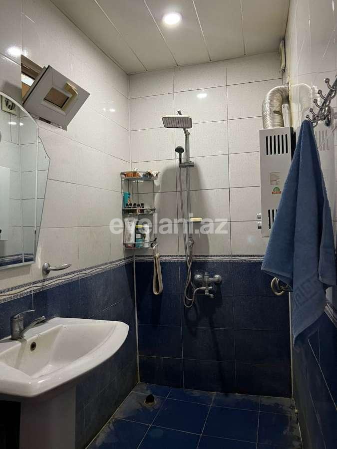 Satılır, köhnə tikili, 4 otaqlı, 100 m², Bakı, Yasamal r, Yeni Yasamal q, İnşaatçılar m.