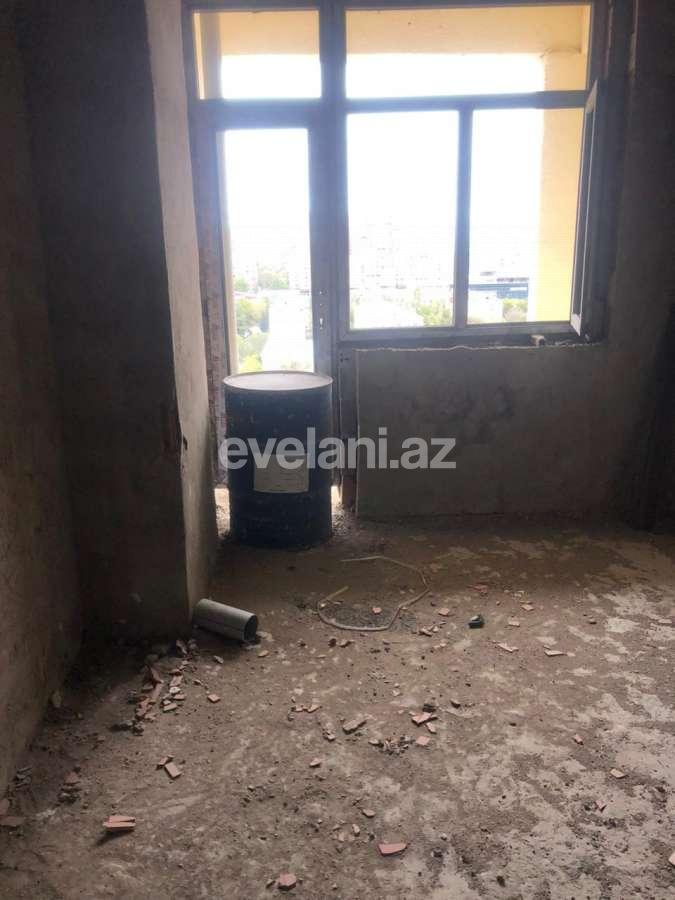 Satılır, yeni tikili, 2 otaqlı, 70 m², Bakı, Nizami r, Qara Qarayev m.