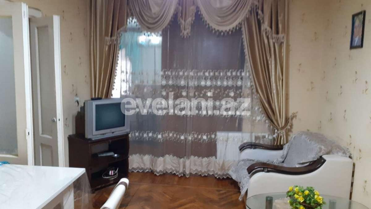 Kirayə verilir, köhnə tikili, 3 otaqlı, 74 m², Bakı, Binəqədi r, 7-ci mikrorayon q, Azadlıq prospekti m.