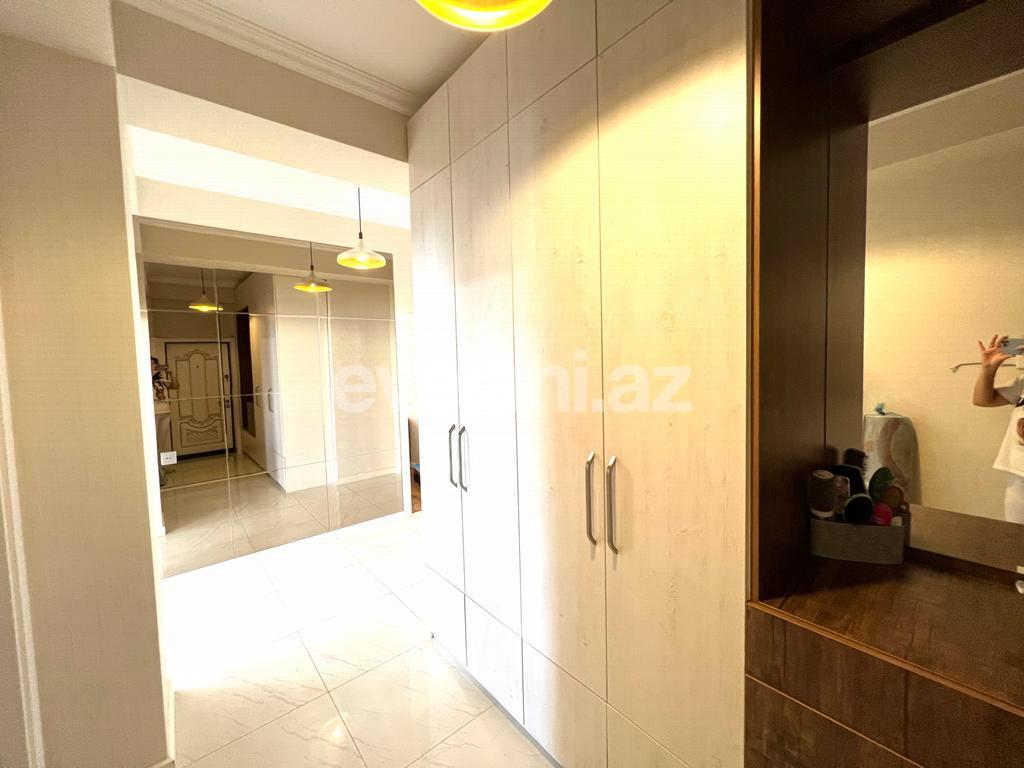 Satılır, yeni tikili, 4 otaqlı, 155 m², Bakı, Yasamal r, İnşaatçılar m.
