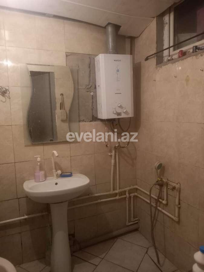 Satılır, köhnə tikili, 3 otaqlı, 74.99 m², Bakı, Yasamal r, İnşaatçılar m.