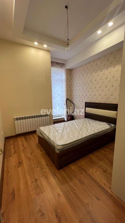 Satılır, yeni tikili, 4 otaqlı, 200 m², Bakı, Yasamal r, Elmlər Akademiyası m.