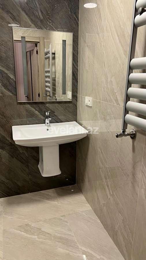 Satılır, yeni tikili, 4 otaqlı, 200 m², Bakı, Yasamal r, Elmlər Akademiyası m.